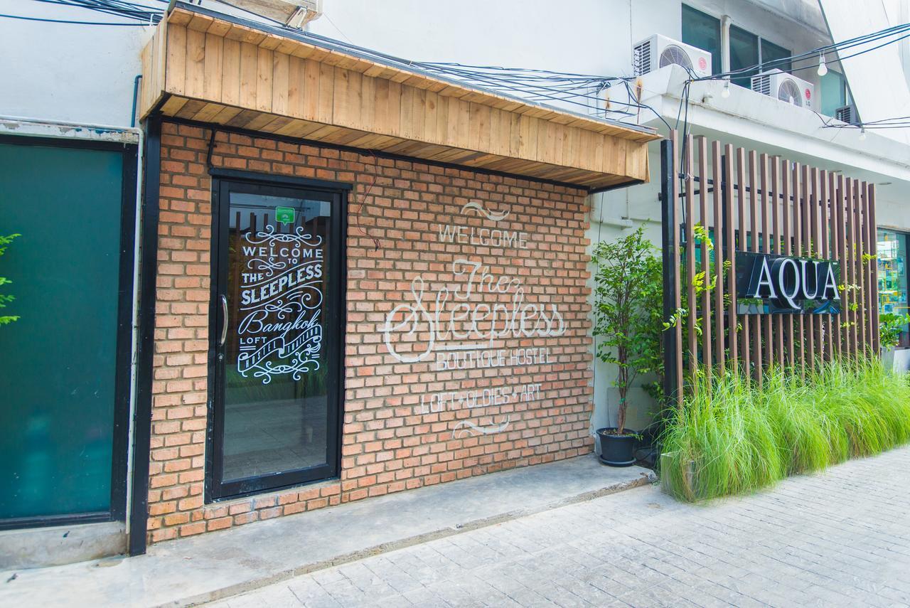 The Sleepless Boutique Hostel Бангкок Екстер'єр фото